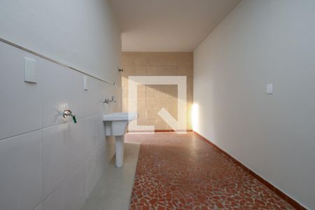 Casa à venda com 200m², 4 quartos e 2 vagas Casa à venda com 200m², 4 quartos e 2 vagasÁrea de Serviço