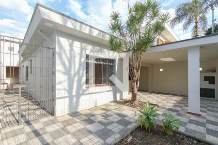 Casa à venda com 200m², 4 quartos e 2 vagas Casa à venda com 200m², 4 quartos e 2 vagasGaragem