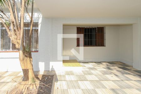 Casa à venda com 200m², 4 quartos e 2 vagas Casa à venda com 200m², 4 quartos e 2 vagasGaragem