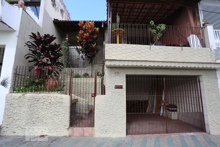 Fachada de casa para alugar com 1 quarto, 40m² em Conjunto Residencial Butantã, São Paulo