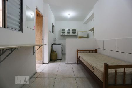 Quarto de casa para alugar com 1 quarto, 40m² em Conjunto Residencial Butantã, São Paulo
