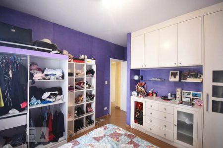 Apartamento à venda com 110m², 3 quartos e 2 vagasQuarto
