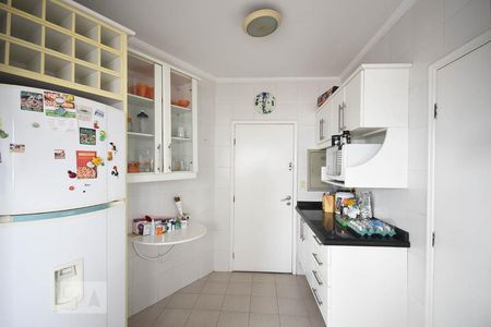 Apartamento à venda com 110m², 3 quartos e 2 vagasCozinha