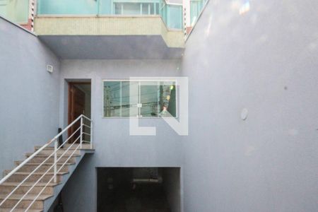 Casa à venda com 140m², 3 quartos e 4 vagas Casa à venda com 140m², 3 quartos e 4 vagasfrente