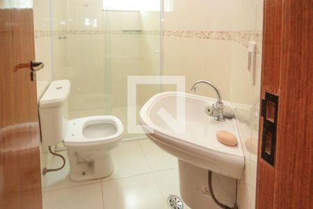 Casa à venda com 140m², 3 quartos e 4 vagas Casa à venda com 140m², 3 quartos e 4 vagasBanheiro Social