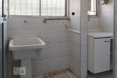 Apartamento à venda com 68m², 3 quartos e 1 vagaÁrea de Serviço