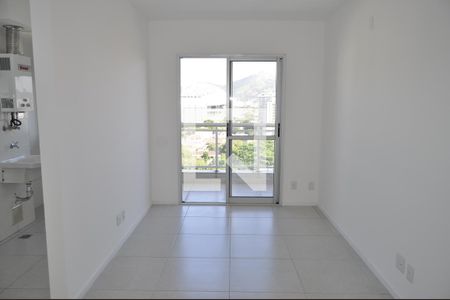 Apartamento para alugar com 2 quartos, 60m² em Todos Os Santos, Rio de Janeiro