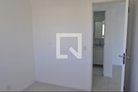 Quarto 1 de apartamento para alugar com 2 quartos, 60m² em Todos Os Santos, Rio de Janeiro