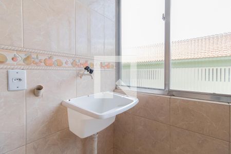 Apartamento à venda com 55m², 2 quartos e 1 vaga Apartamento à venda com 55m², 2 quartos e 1 vagaCozinha e Área de Serviço