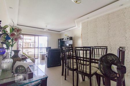 Apartamento para alugar com 146m², 4 quartos e 3 vagasSala