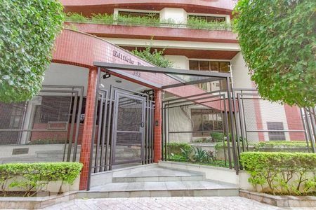 Apartamento à venda com 126m², 4 quartos e 3 vagasFachada