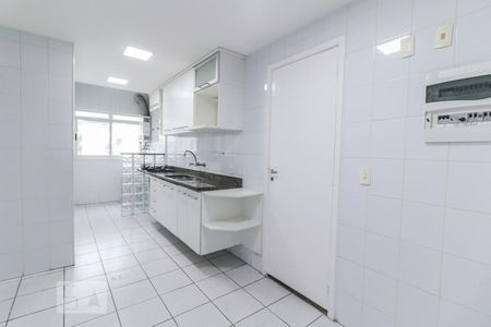 Apartamento à venda com 240m², 4 quartos e 3 vagasCozinha e Área de Serviço
