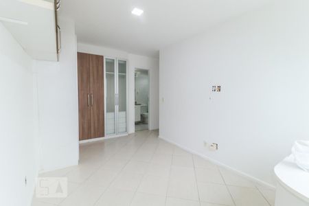 Apartamento à venda com 240m², 4 quartos e 3 vagasQuarto 03 (Suíte)