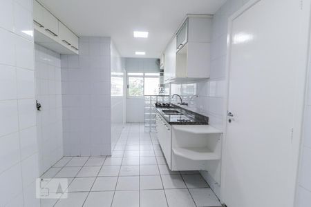 Apartamento à venda com 240m², 4 quartos e 3 vagasCozinha e Área de Serviço