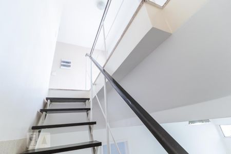 Apartamento à venda com 240m², 4 quartos e 3 vagasEscada para Segundo Andar - Cobertura