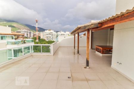Apartamento à venda com 240m², 4 quartos e 3 vagasÁrea Externa Cobertura