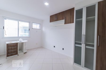 Apartamento à venda com 240m², 4 quartos e 3 vagasQuarto 03 (Suíte)