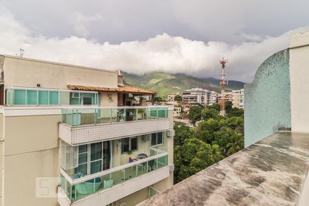 Apartamento à venda com 240m², 4 quartos e 3 vagasVista Área Externa Cobertura