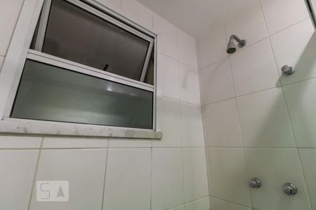 Apartamento à venda com 240m², 4 quartos e 3 vagasBanheiro Social