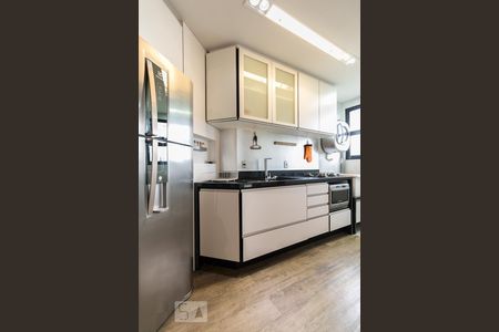 Apartamento para alugar com 56m², 1 quarto e 2 vagas Apartamento para alugar com 56m², 1 quarto e 2 vagasCozinha