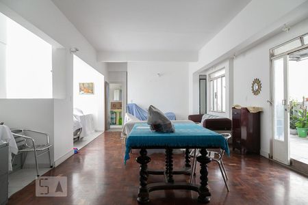 Sala de apartamento para alugar com 1 quarto, 85m² em Centro, São Paulo