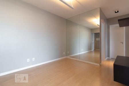 Sala de apartamento para alugar com 2 quartos, 76m² em Jardim Aeroporto, São Paulo