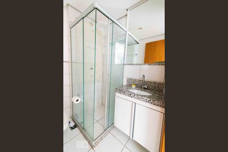 Banheiro de kitnet/studio para alugar com 1 quarto, 30m² em Norte (águas Claras), Brasília