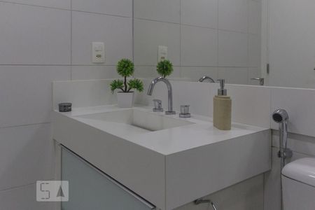 Apartamento para alugar com 70m², 2 quartos e 1 vagaBanheiro