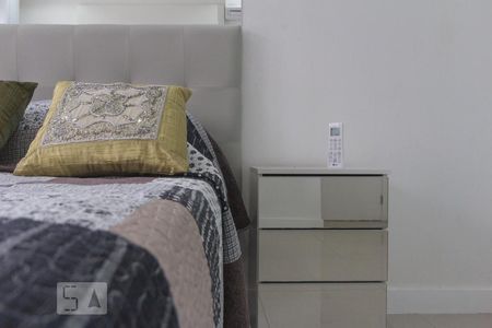Apartamento para alugar com 70m², 2 quartos e 1 vagaSuíte