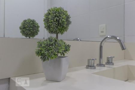 Apartamento para alugar com 70m², 2 quartos e 1 vagaBanheiro (Suíte)