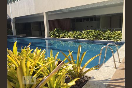 Apartamento para alugar com 70m², 2 quartos e 1 vagaPiscina