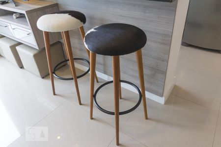 Apartamento para alugar com 70m², 2 quartos e 1 vagaSala