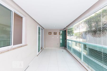 Varanda de apartamento à venda com 3 quartos, 95m² em Humaitá, Rio de Janeiro