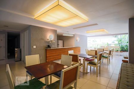 Apartamento à venda com 95m², 3 quartos e 1 vaga Apartamento à venda com 95m², 3 quartos e 1 vagaLounge