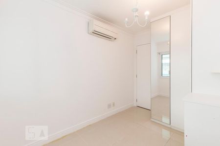 Quarto 1 de apartamento à venda com 3 quartos, 95m² em Humaitá, Rio de Janeiro