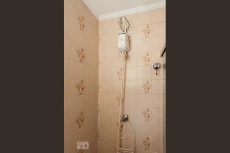 Banheiro de apartamento à venda com 1 quarto, 58m² em Cambuí, Campinas