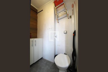 Apartamento para alugar com 55m², 2 quartos e 1 vagaBanheiro de Serviço