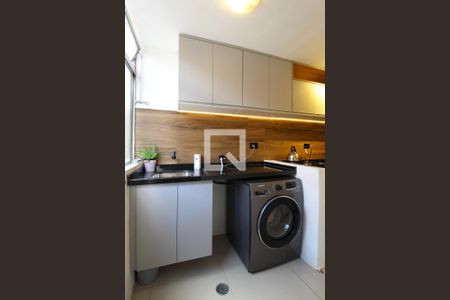 Apartamento para alugar com 55m², 2 quartos e 1 vagaCozinha e Área de Serviço