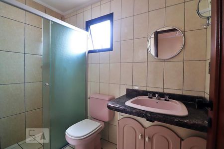 Apartamento à venda com 300m², 4 quartos e 4 vagasBanheiro da Suíte 3