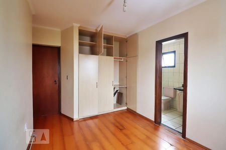 Apartamento à venda com 300m², 4 quartos e 4 vagasSuíte 3