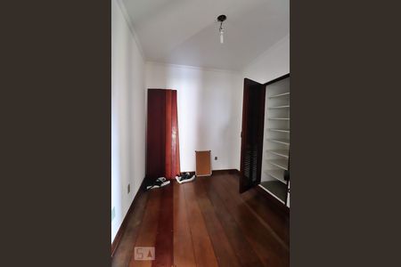 Apartamento à venda com 300m², 4 quartos e 4 vagasEscritório