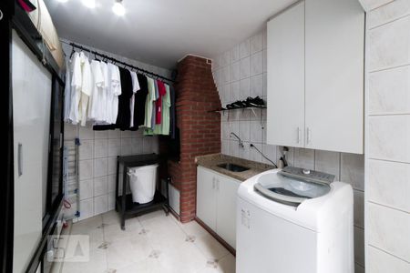 Casa à venda com 240m², 3 quartos e 3 vagasQuintal