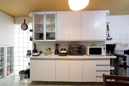 Casa à venda com 240m², 3 quartos e 3 vagasCozinha