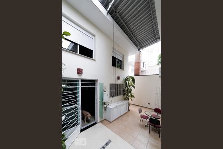 Casa à venda com 240m², 3 quartos e 3 vagasQuintal