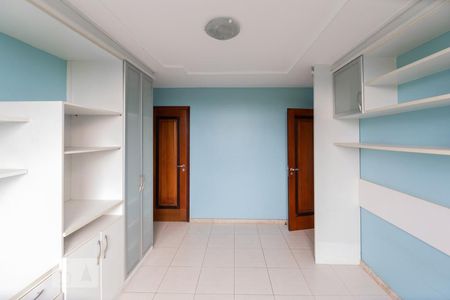 Apartamento à venda com 170m², 4 quartos e 3 vagasQuarto 3