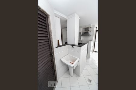 Apartamento à venda com 170m², 4 quartos e 3 vagasCozinha