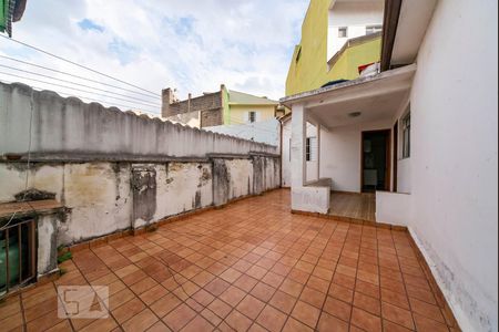 Casa para alugar com 70m², 2 quartos e sem vagaQuintal