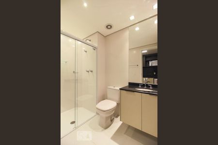 Banheiro de kitnet/studio para alugar com 1 quarto, 47m² em Vila Olímpia, São Paulo