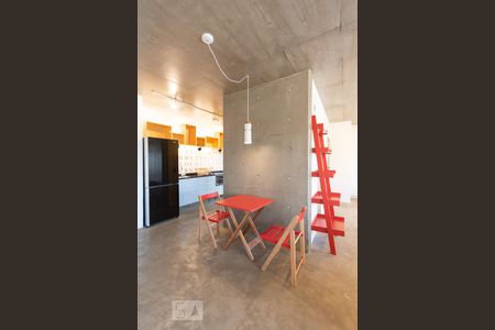 Studio para alugar com 74m², 1 quarto e 1 vaga Studio para alugar com 74m², 1 quarto e 1 vagaStudio Mesa Jantar