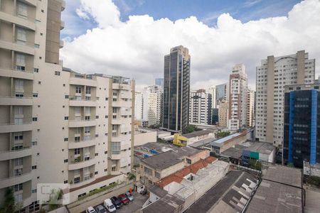 Vista Sala de apartamento para alugar com 1 quarto, 40m² em Itaim Bibi, São Paulo